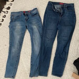 LOT of 2 Women’s Guess Skinny Jeans